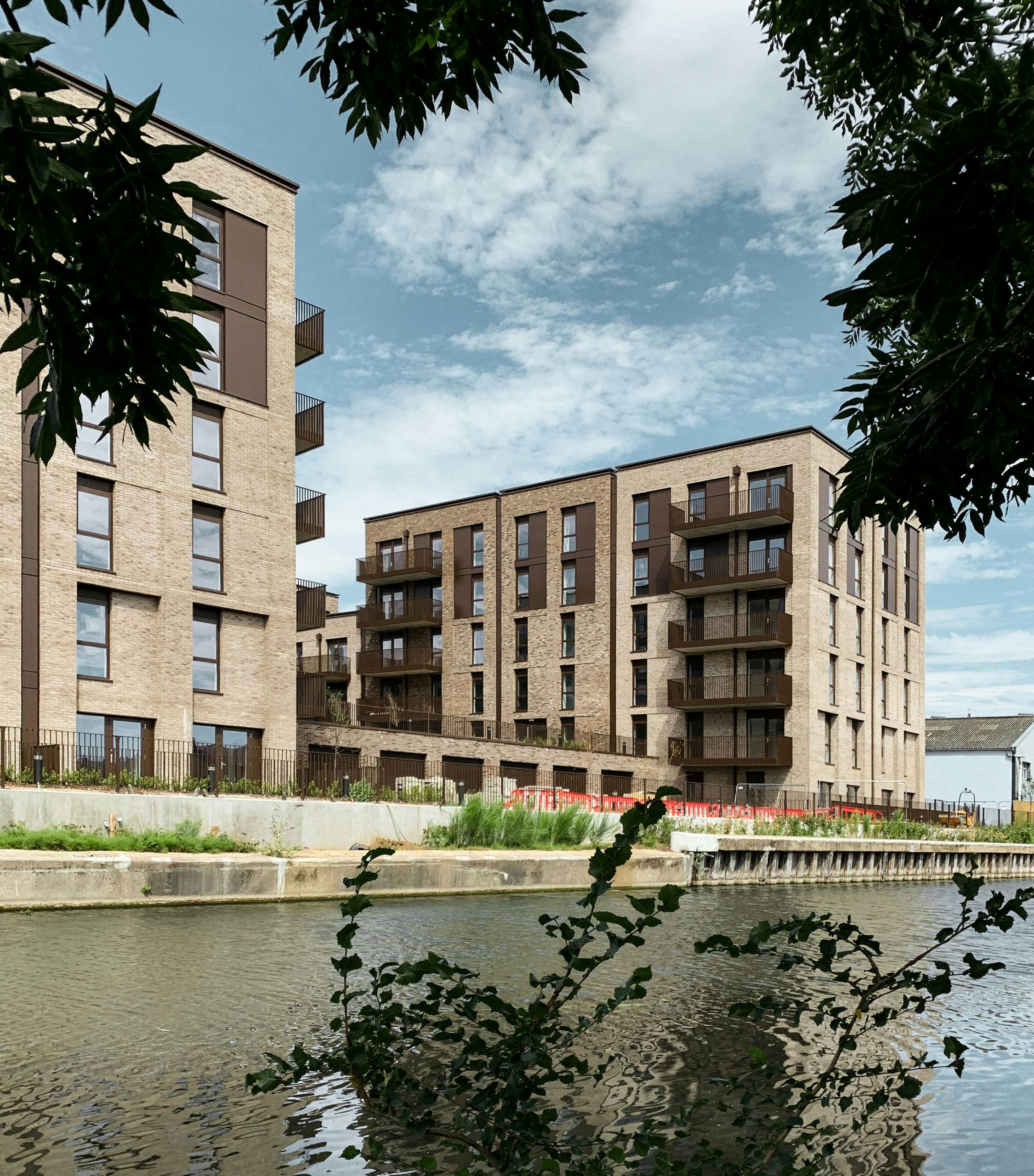 Abbey-Wharf-(50)s